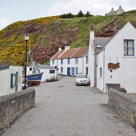 Fisherman'S Cottage In Pennan Экстерьер фото