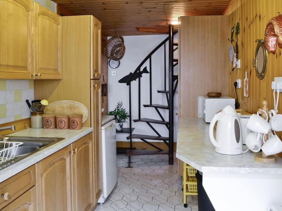Fisherman'S Cottage In Pennan Экстерьер фото